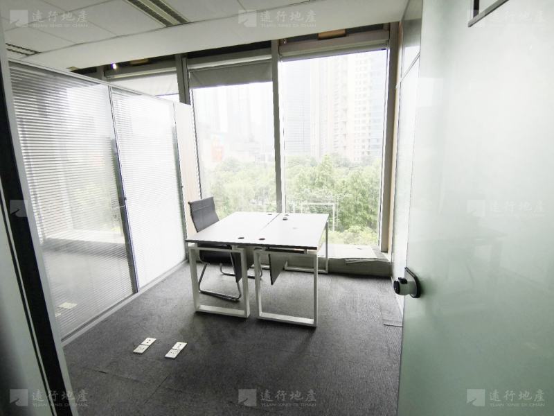 中国人寿大厦丨精装修可配家具丨户型方正采光好丨电梯口户型_5