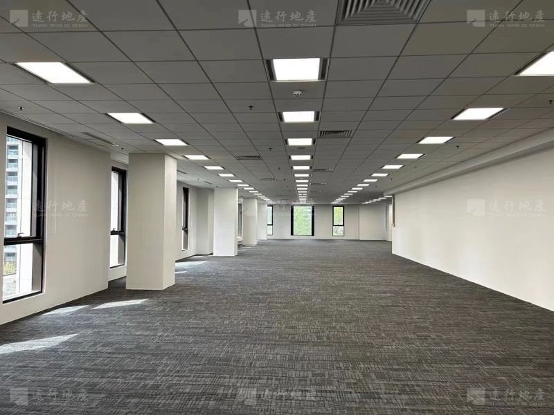 天润财富中心丨精装修办公室2000平写字楼出租丨还有多个连层_5