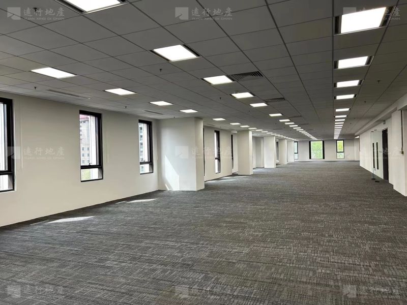 天润财富中心丨精装修办公室2000平写字楼出租丨还有多个连层_6