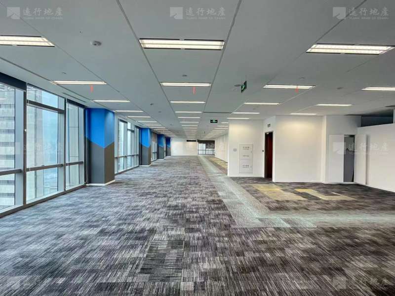 重庆地标丨来福士办公室开发商出租丨户型方正多种面积可以选择_3