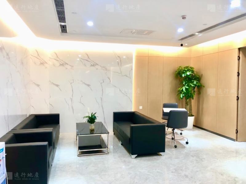 ICC武汉环贸中心丨500平精修带家具丨电梯口丨_6