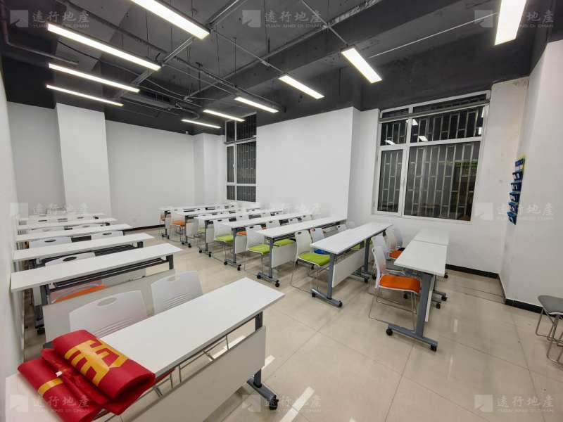 地铁3号线东王站上盖、精装修、带家具、培训教室_7