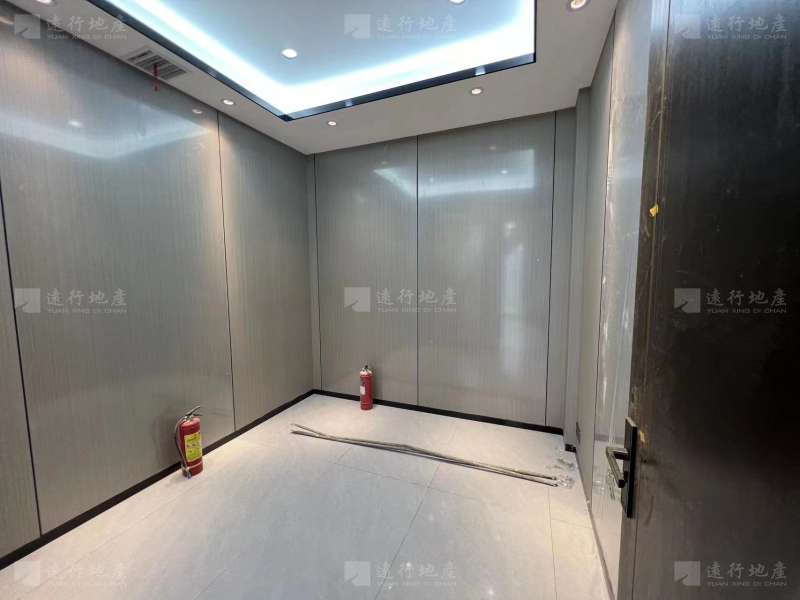 上海湾丨新装修电梯口丨6加1格局丨格局方正丨空调自控丨随时看_8