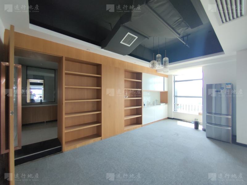 新长安摩尔中心 精装带家具 业主直租双面采光 适合科技接待类_6