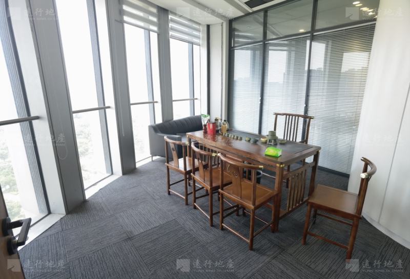 郑州地标双子塔 434平精装 带家具 可直接拎包办公_5