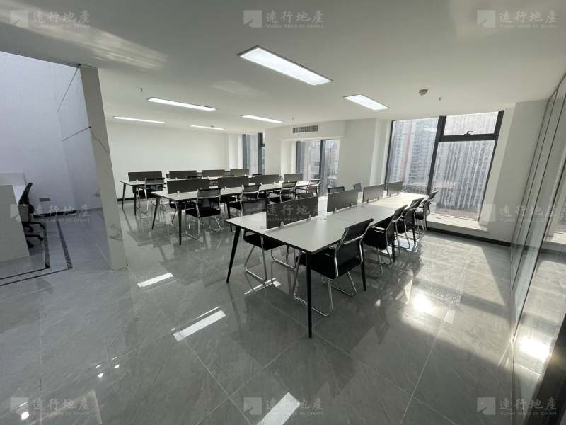 新华路金融街丨IFC国际金融中心丨60带家具，现房可看_4