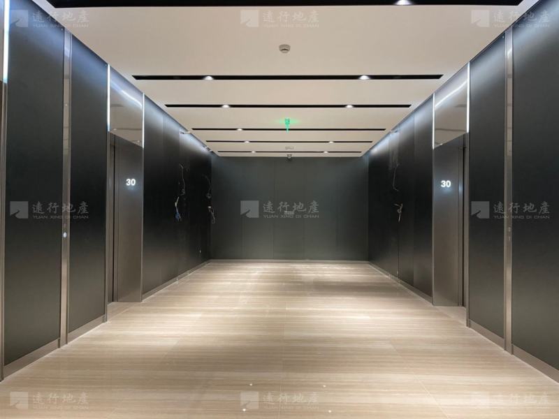 航空大厦精装400平写字楼丨超高区一线江景丨正对电梯丨随时看_1