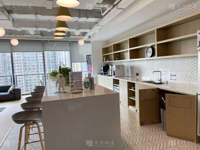 上海世贸大厦500平，精装修带家具可随时看房_11