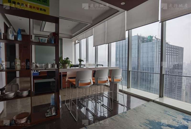 九龙坡区华润大厦精装修正对电梯口 带家具 随时可看房_3