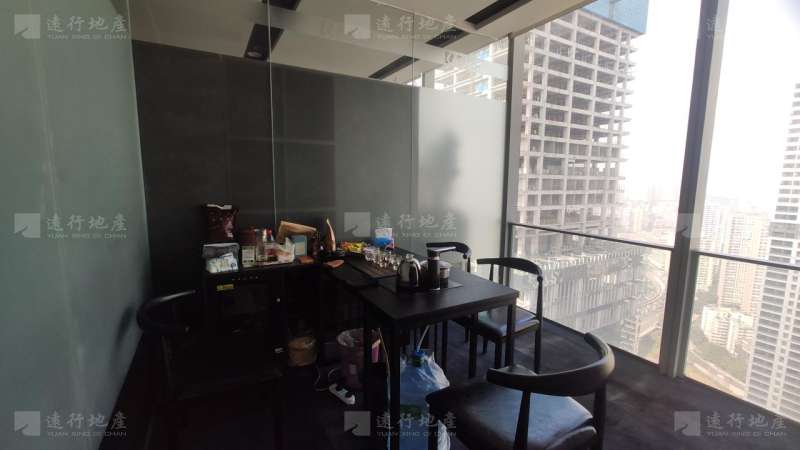 九龙坡区 精装修带家具出租 半层出租 1200平米 正对电梯_23