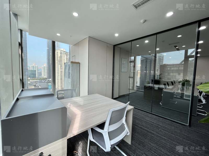 重庆地标楼宇 高品质楼盘 时代中心 带全套办公家具 户型方正_6