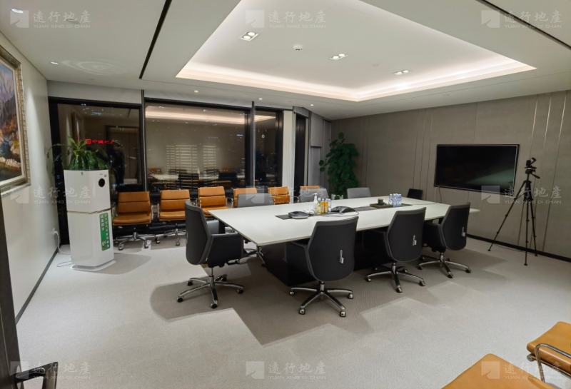 CBD核心 高品质写字楼大平层精装修带办公家具 适合集团总部_2