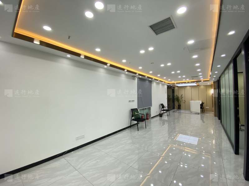 郑州东站对面 升龙广场 精装修带家具 4个房间 看房随时_8