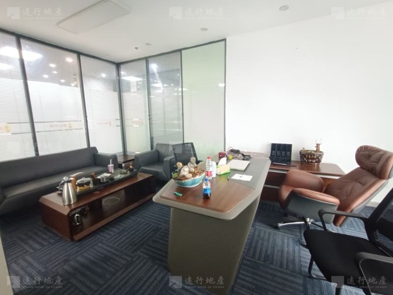 泛海国际丨武汉商务区丨300平精装带家具，临地铁口，拎包办公_6