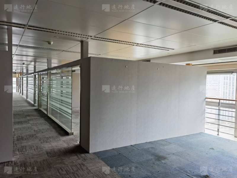 国企物业上影广场 独立空调 大面积装修好的loft隔间多_4