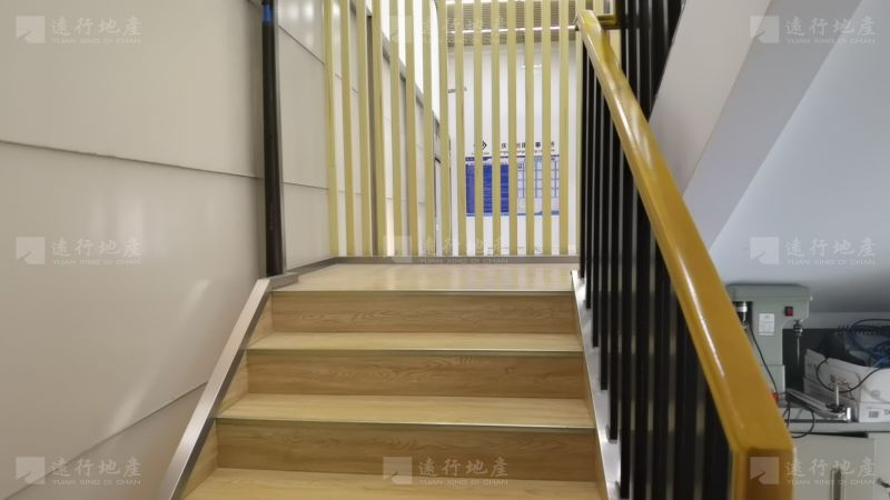 华润广场精装修LOFT风格 隔间多  前门大气  九龙坡精品_6