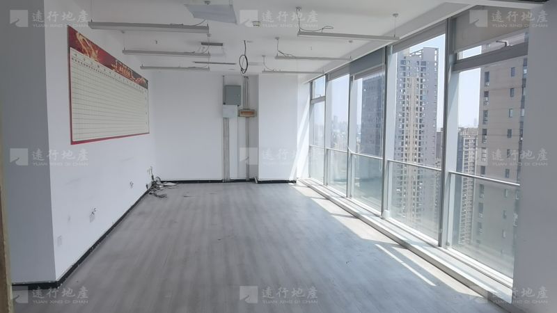 九龙坡区高品质办公室招租 精装修 隔间多 空调自控 落地窗_3