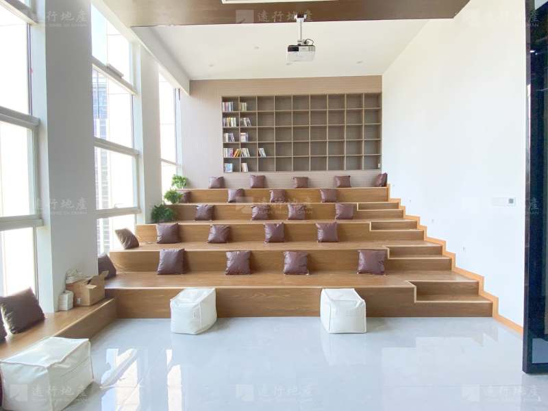 联合中心面积段可任选精装修带全套家具采光好层高4.8米_11