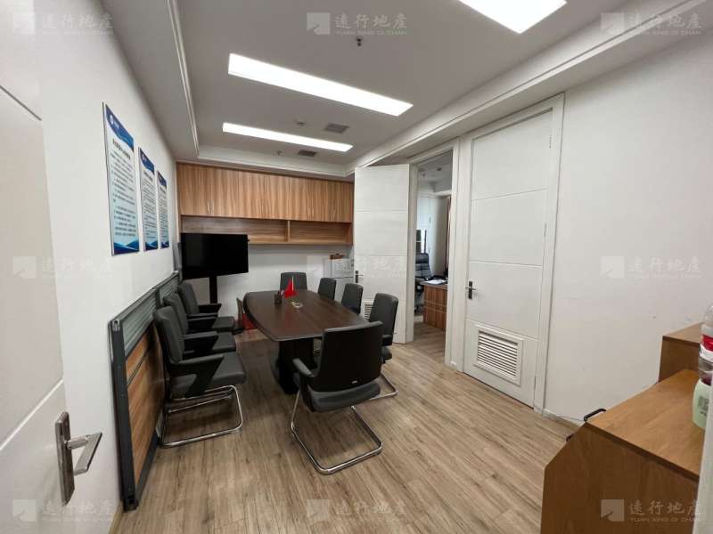 万达中心丨新出电梯口丨800平豪华装修带家具丨接待办公一体_3