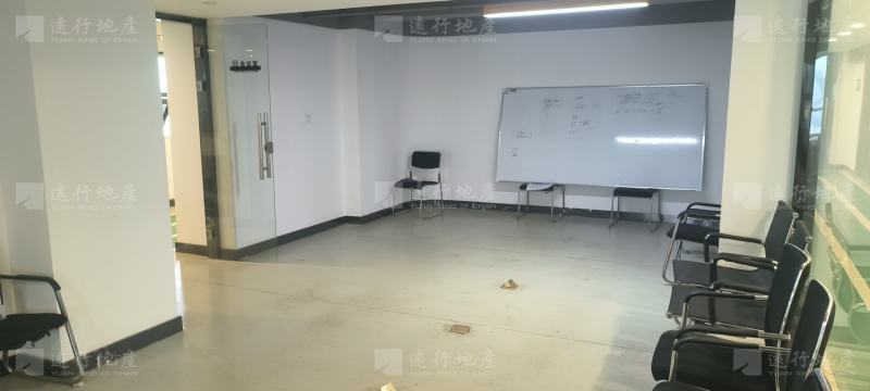 武昌火车站丨地铁口丨拎包入住丨性价比高丨美食广场丨可分割_1