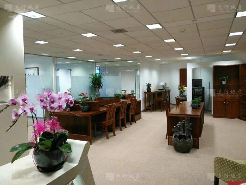 上海南站，万科中心，精装修带家具，正对电梯办公室，新出_5