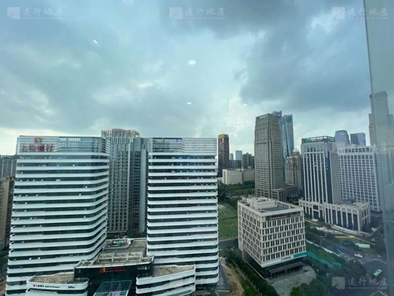 上海湾 正电梯口  大气前台  家具全带  空调24小时自控_4