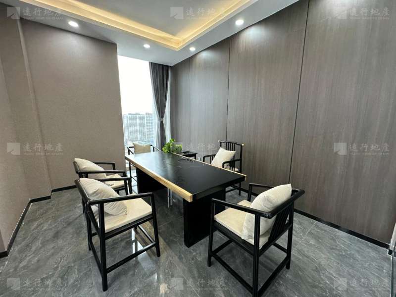 上海湾 新装450平 带厨房可接待 家私配齐 拎包办公 电联_5