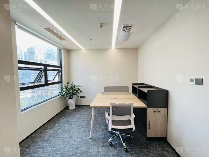 三楼整层配套 大小会议室茶室免费使用 办公室工区可做70人！_3