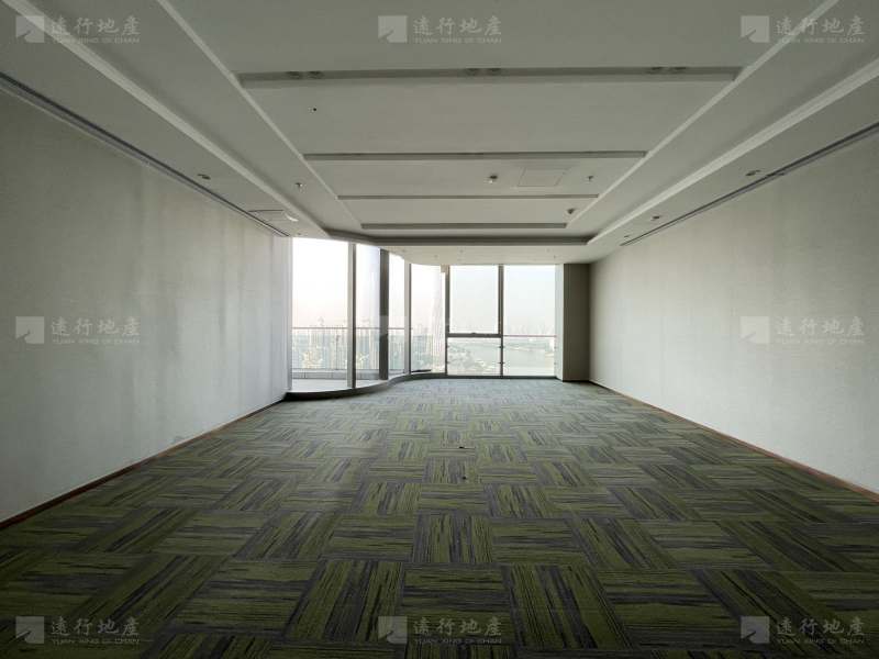 海珠区磨碟沙丨广报中心丨大面积落地玻璃，配阳台_4