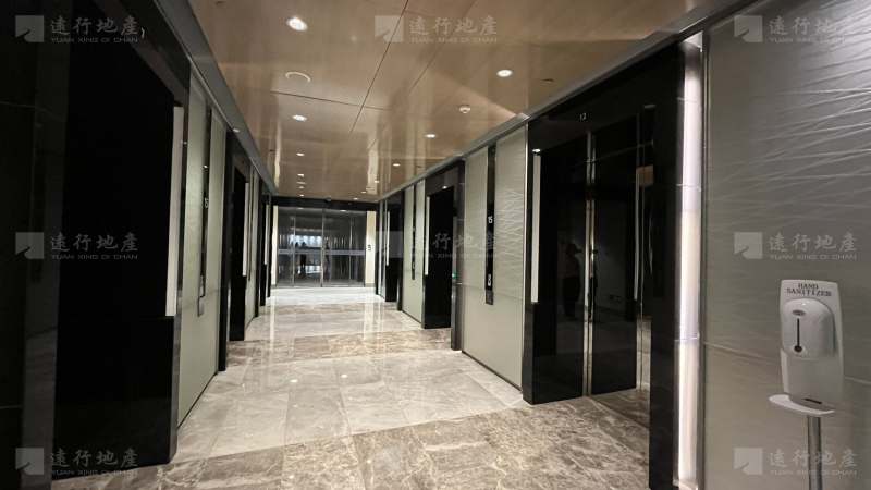 东三环双地铁WFC环球金融中心1100平米精装出租送家具_11