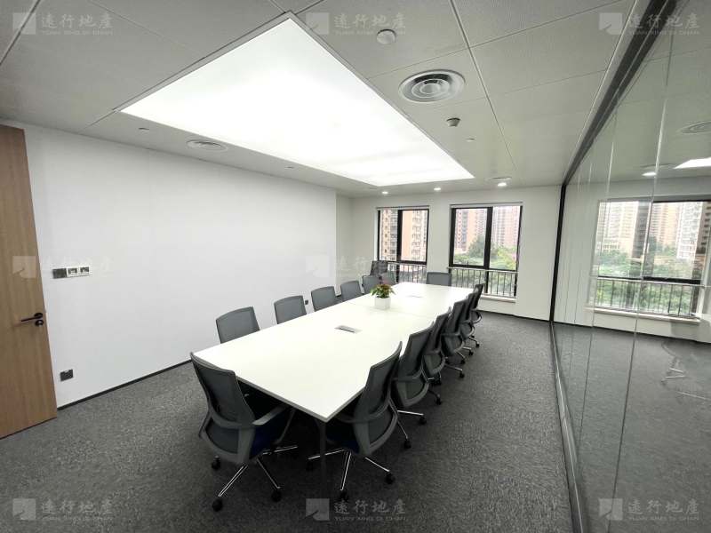 北三环 和平西桥 地铁口 中国蓝星大厦 精装整层办公室 可分_4