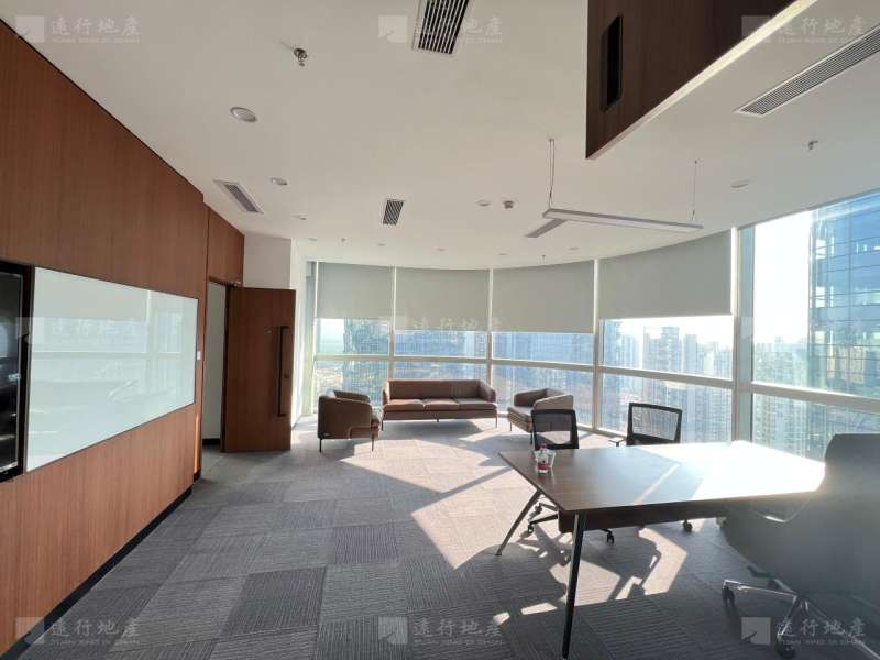 博今国际商圈高端写字楼  带9米高阶梯会议室 超大采光面_8
