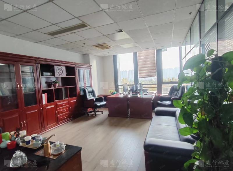 长风商务区阳光城环球金融中心270平精装修带家具_3