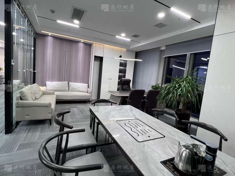 长风街茂业中心超高层精装修带家具305平出租_5