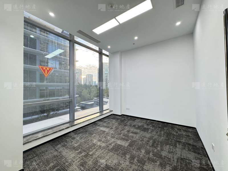 全新装修办公室 层高5米以上 精装修写字楼出租_5