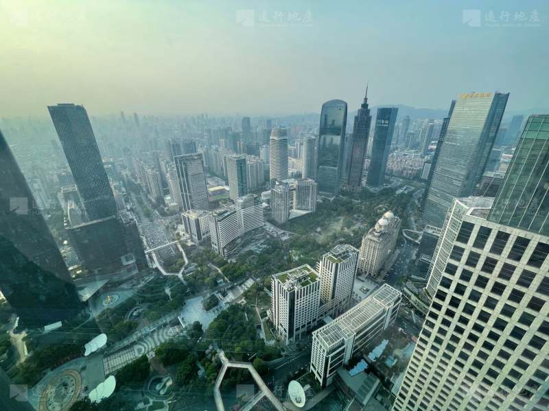 环球都会广场 望花城广场中轴线+珠江公园 正对电梯口单元_7