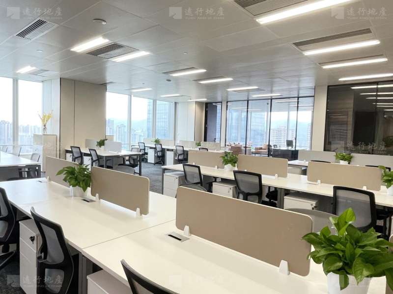 重庆国金中心丨户型方正丨商业配套设施完善丨正对电梯口_5