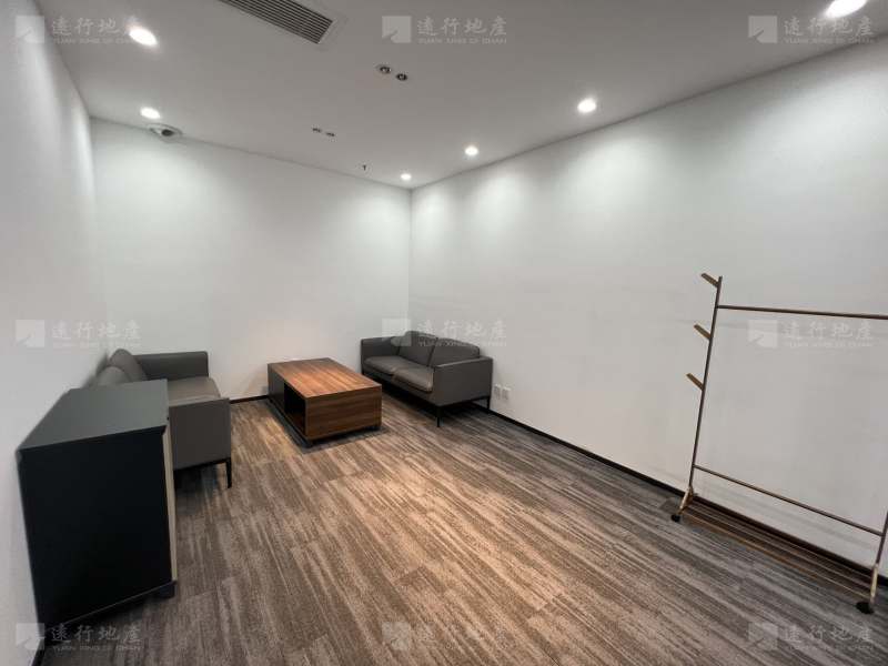 木塔寺地铁口 新长安广场 精装整层 带家具 正对电梯四面采光_8