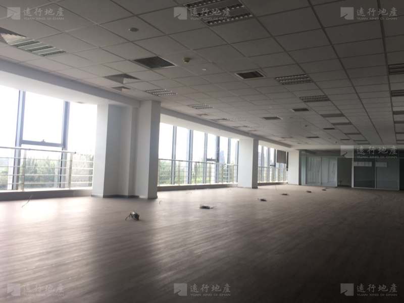 整层租赁 24小时空调 1000平办公室 新怡商务楼_8