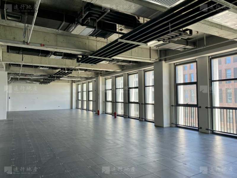 东四环产业园挑高5米首层11米可做数据中心 办公 带燃气出租_9