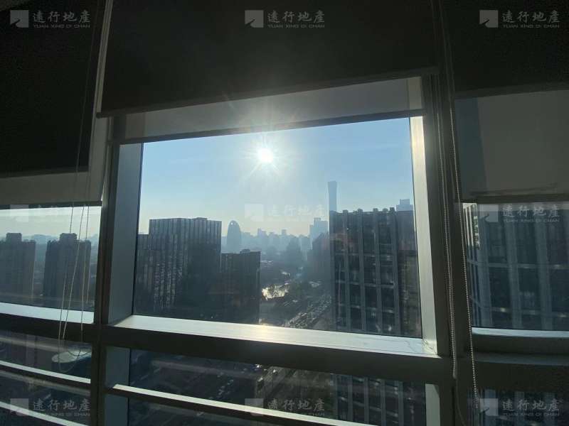 团结湖嘉盛中心 正对电梯 百万装修 低调奢华 全套品牌家具_4