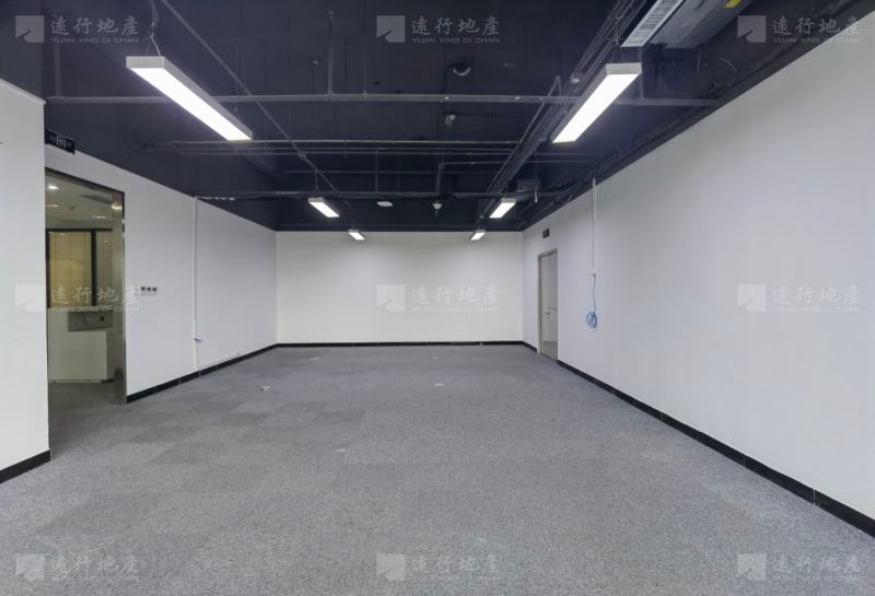 大钟寺地铁站100米丨精装修办公室丨带家具拎包入住丨户型方正_5