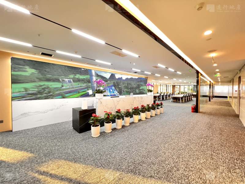 CBD核心位置 现代商务中心 精致办公空间等您入驻！_2