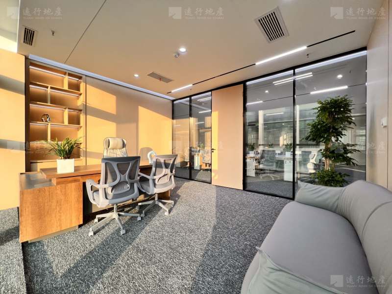CBD核心位置 现代商务中心 精致办公空间等您入驻！_6