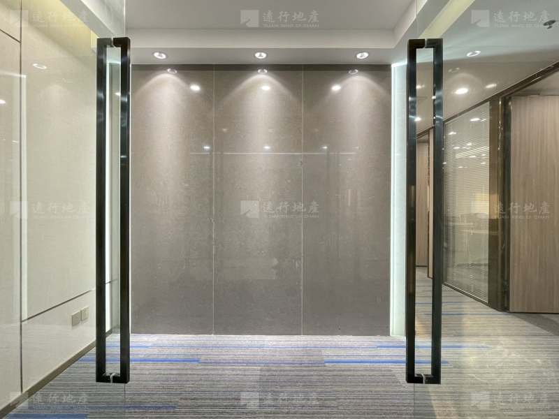 业主直租 长房国际 正对电梯 全新装修 户型周正随时可看房！_6