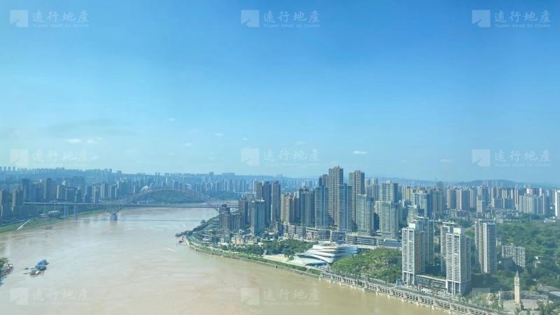 重庆地标建筑 来福士 高端品质的代名词 地处重庆核心商圈_5