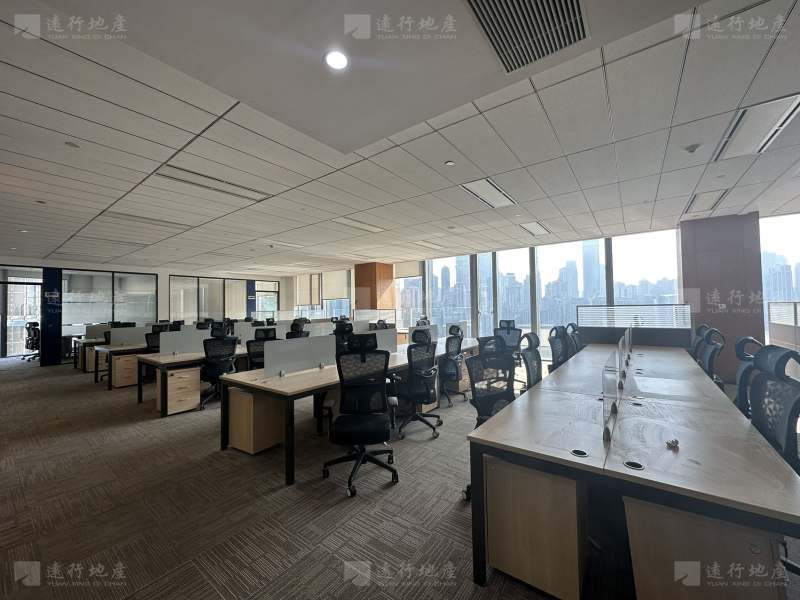 重庆核心CBD地标楼盘丨国金中心多连层可组合租赁丨开发商自持_9