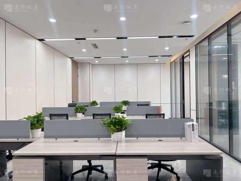 超大会议室丨双面采光户型方正丨配全套家具丨一个月免租期电梯口_3