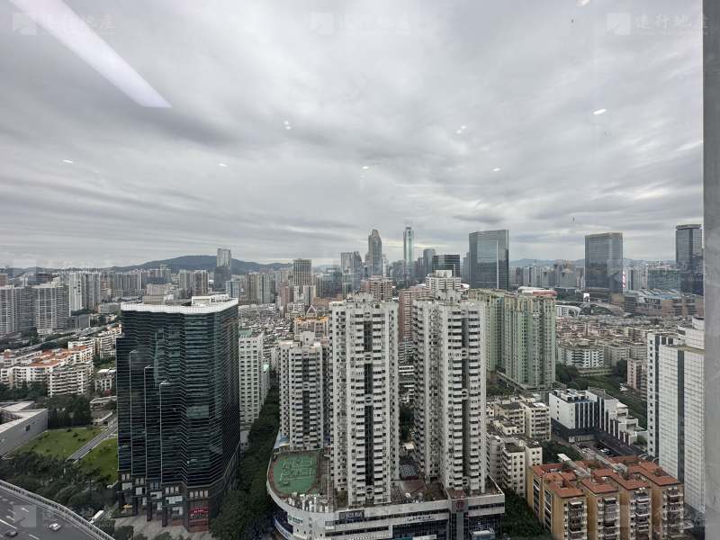 珠江新城商圈，高楼环抱，视野开阔，采光良好_8