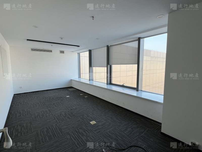 合生汇 九龙山 开发商年底推出特价房 精装修带家具_9
